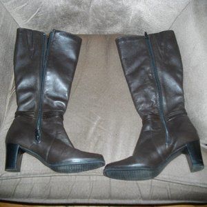 College Leather Boots